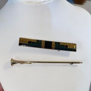2 Vintage Brooches. Not marked